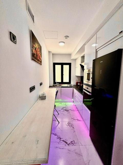 Vila Lova- Luxury Apartments Roquetas de Mar Bagian luar foto